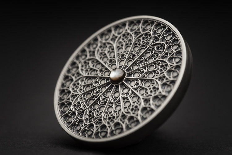 6497 Fiji 10 $ 2019 Prata 999 Ø50mm 93gr Antique Finish - MANDALA ART V - Arte Gótica 500 Exemplares - Imagem 2