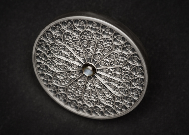 6497 Fiji 10 $ 2019 Prata 999 Ø50mm 93gr Antique Finish - MANDALA ART V - Arte Gótica 500 Exemplares - Imagem 3