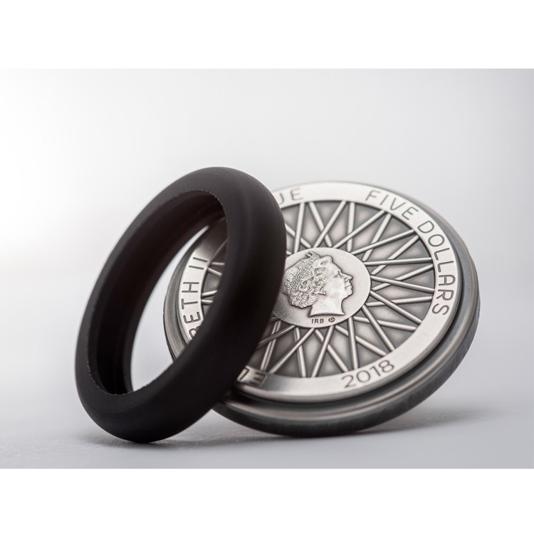 6500 Niue 5$ 2018 prata 999 65g Ø 40mm antique finish - RODA - moeda com um verdadeiro Pneu de Borracha - Imagem 3